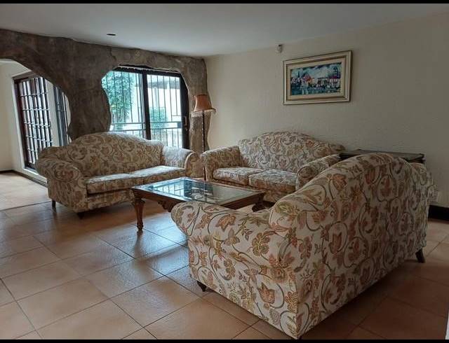 3 BEDROOM PROPERTY TO RENT IN DOWERGLEN EXT 5